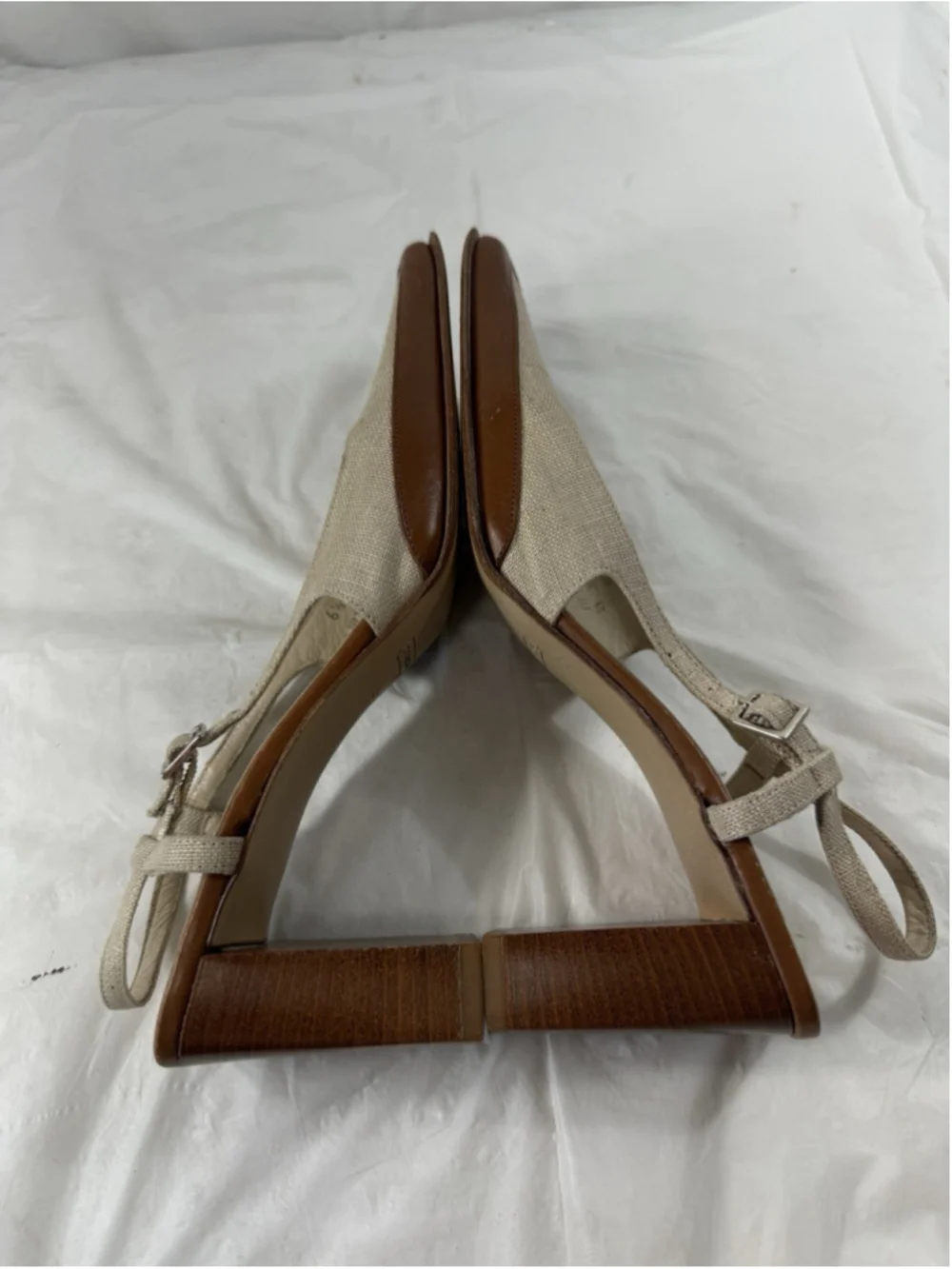 Coach Maddie neutral linen leather square toe slingback heels Sze 6.5 Italy Pump - Picture 5 of 15